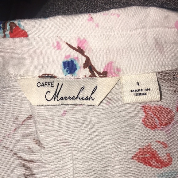 CAFFE MARRAKESH Floral print , buttom down blouse. - Picture 5 of 6